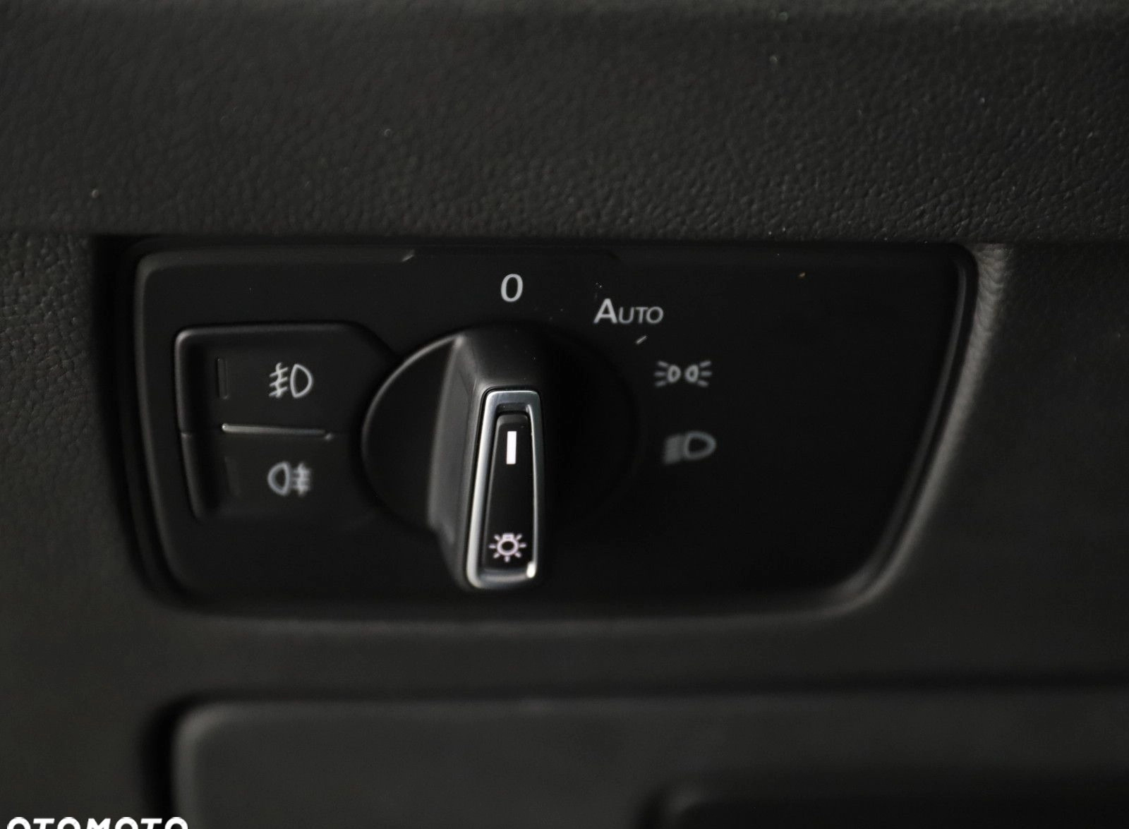 Volkswagen Passat cena 129940 przebieg: 83603, rok produkcji 2020 z Szczebrzeszyn małe 407